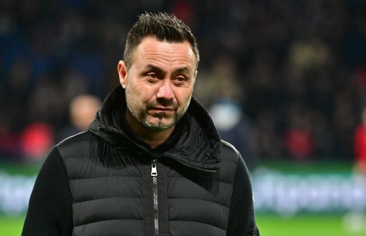 华体会体育平台-邮报：德泽尔比曾在对阵热刺时发生冲突，险些影响其执教热刺